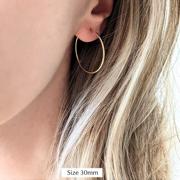 Essential Hoops Set - Picture 4 of 5